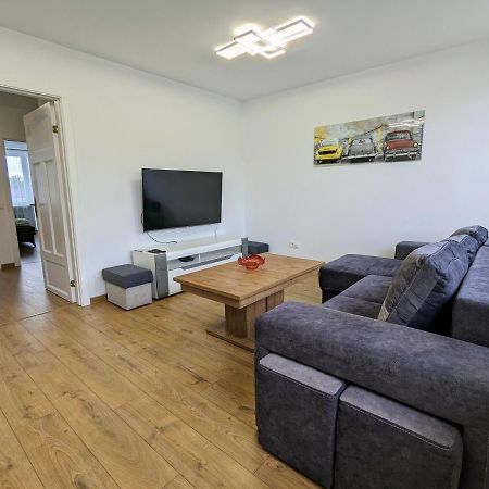 Lovely 2-Bedroom Flat In The Heart Of Druskininkai Exteriör bild